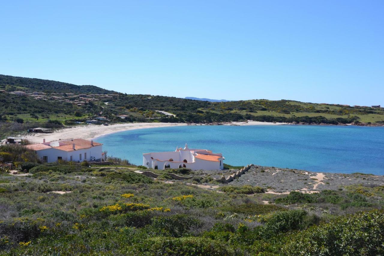 Le Perle Dell'Isola Lejlighed Isola Rossa Eksteriør billede